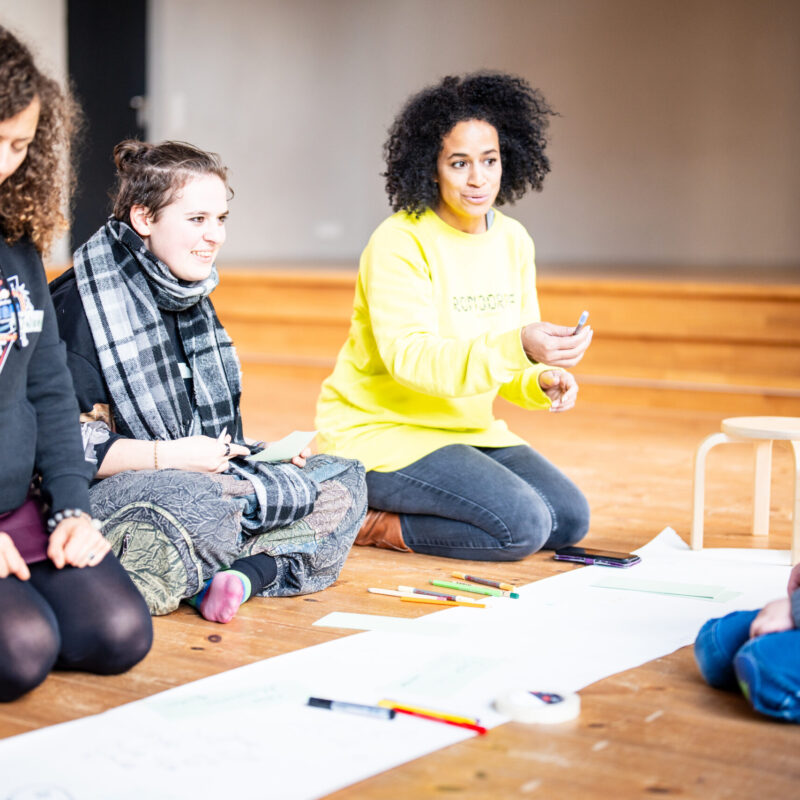 Gemeinsam Entscheidungen treffen im Kulturkomitee